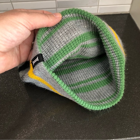 Reversible kids toque - Picture 4 of 9